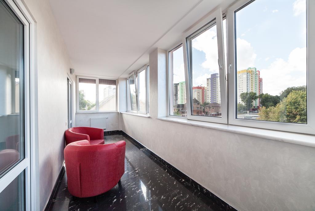 Home Comfort Livoberezhna IEC Kiev Eksteriør bilde