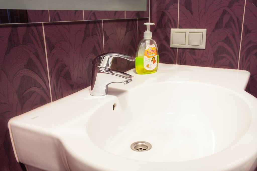 Home Comfort Livoberezhna IEC Kiev Eksteriør bilde