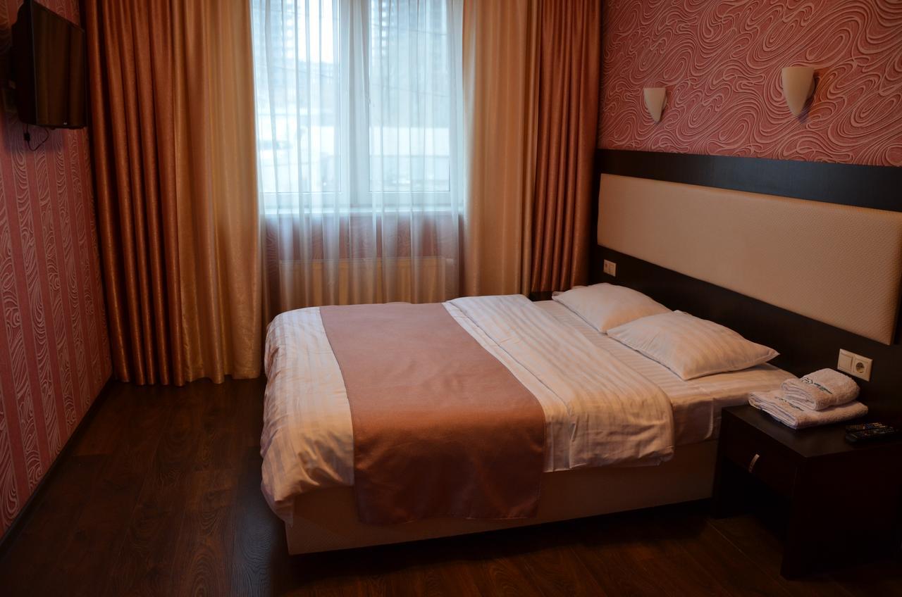 Home Comfort Livoberezhna IEC Kiev Eksteriør bilde